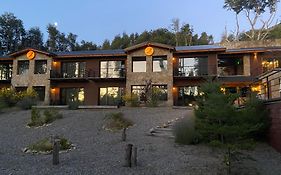 Cabañas y Hosteria El Condor Pasa VLA